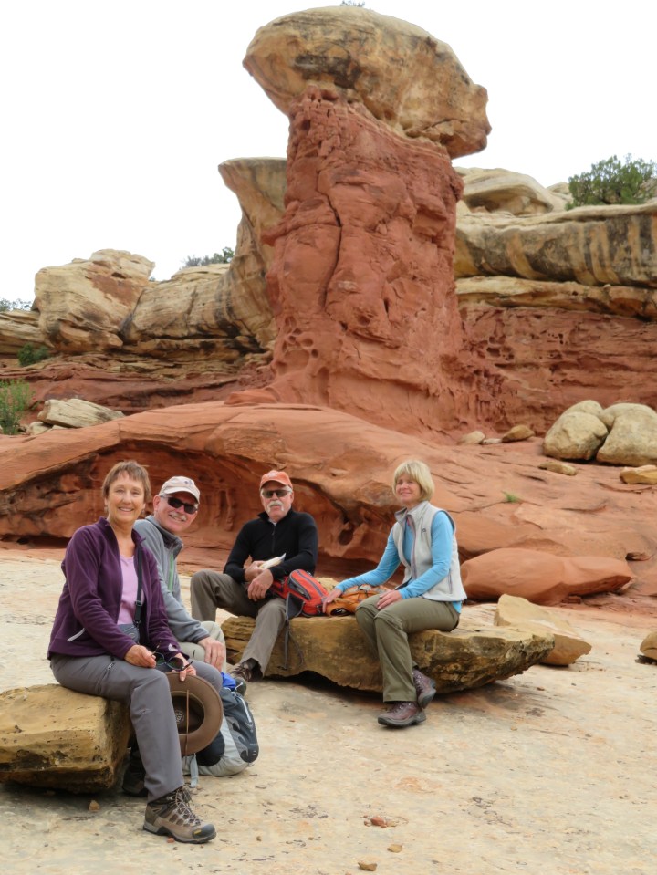 Capital Reef NP, lunch on the Chimney Rock Trail